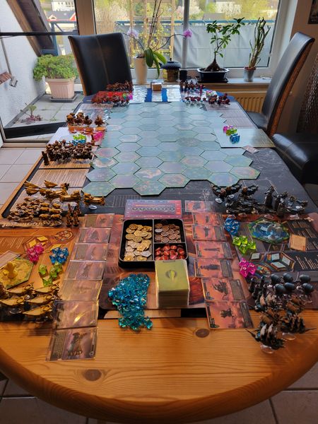 Close view of painted Aldarra miniatures in play