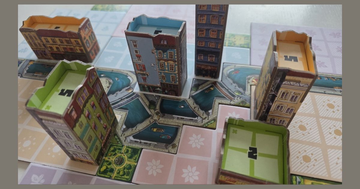 Bella Vista city building game in progress