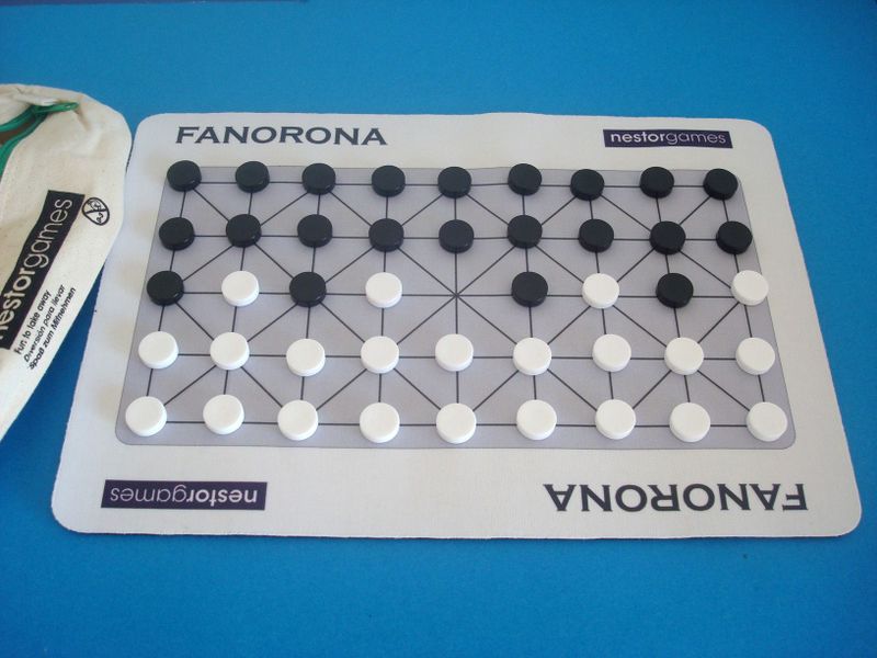 Fanorona board and pieces