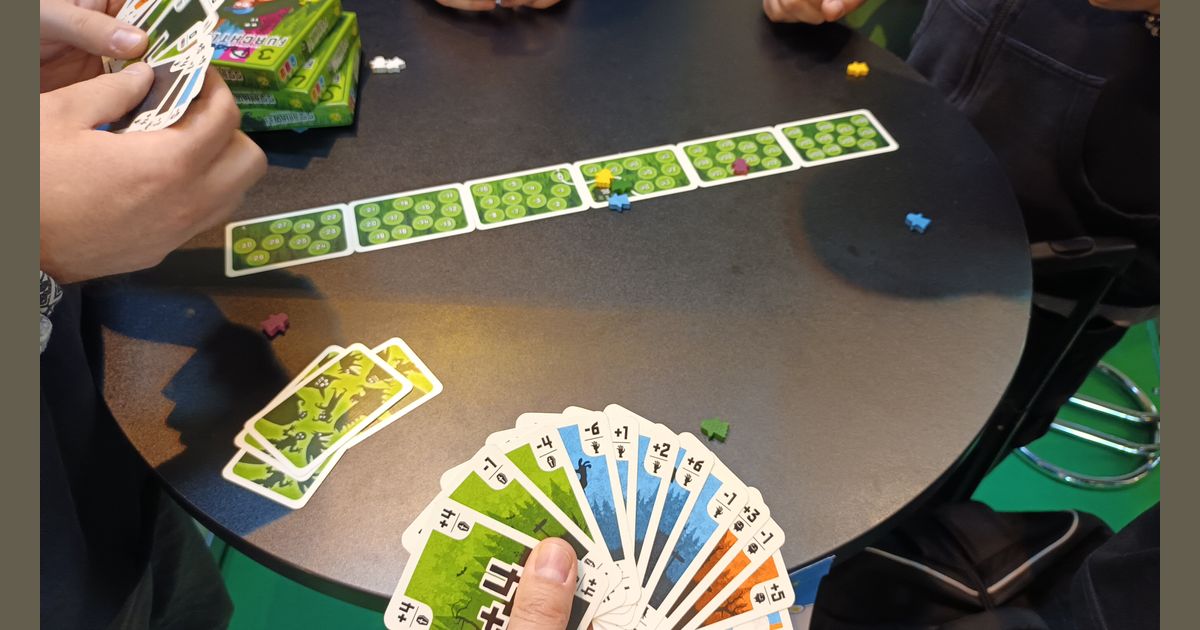 Fearless card game table view