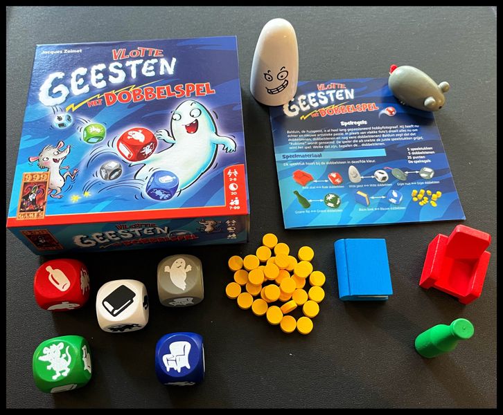 Ghost Blitz The Dice Game dice close-up