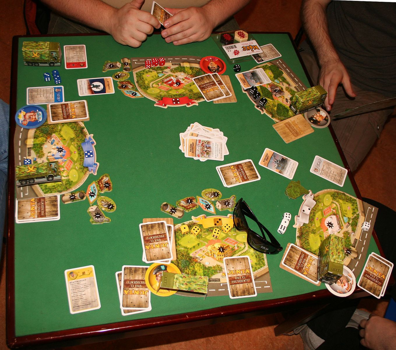 Junta Viva el Presidente game in play