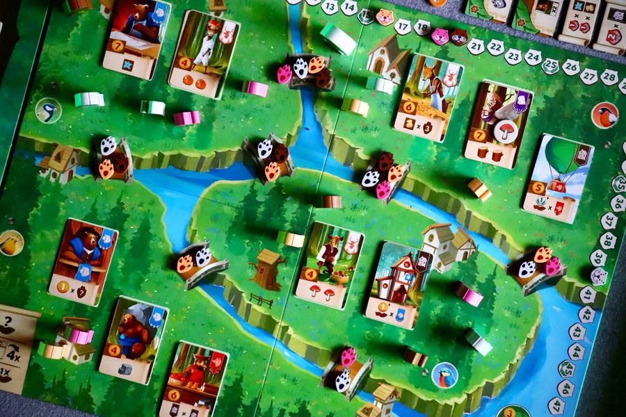 Kingdom Crossing complete table setup