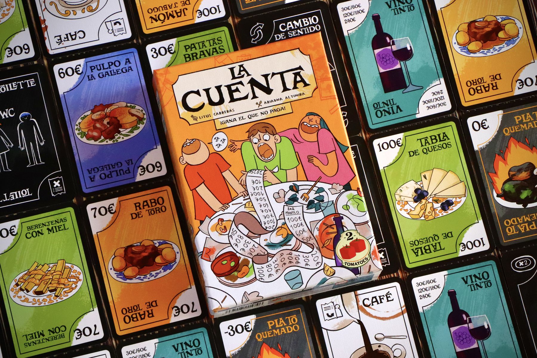 La Cuenta cards and tokens arranged during play