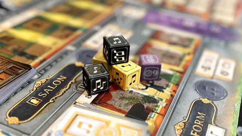 Luthier board game during play