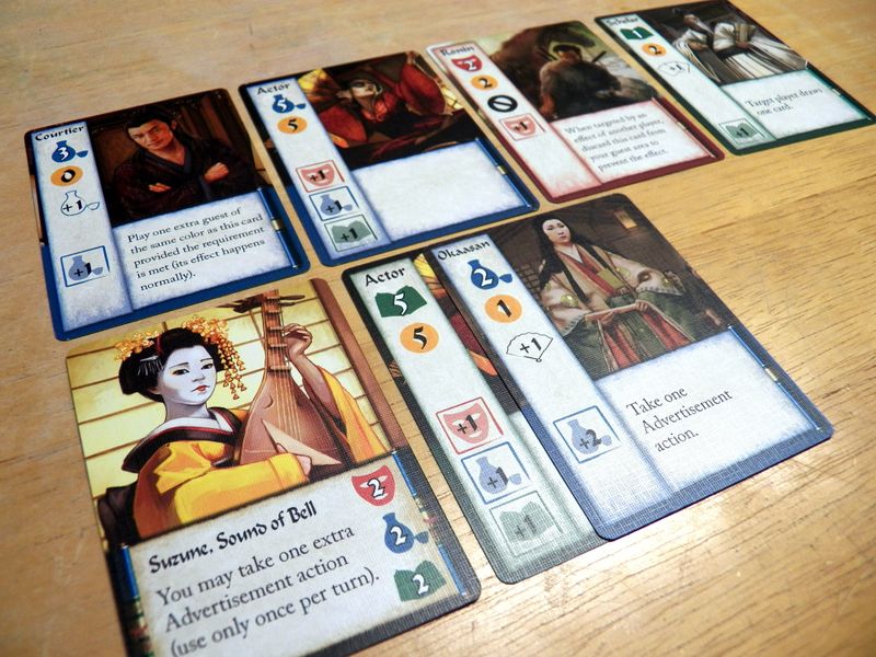 Mai-Star example game setup with cards in play