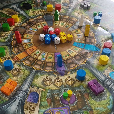 Merlin player castle board and wooden pieces