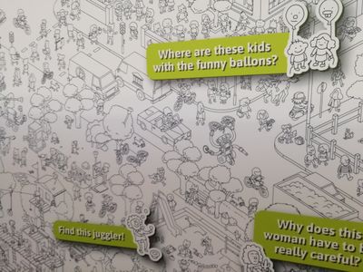 MicroMacro Kids Crazy City Park giant map