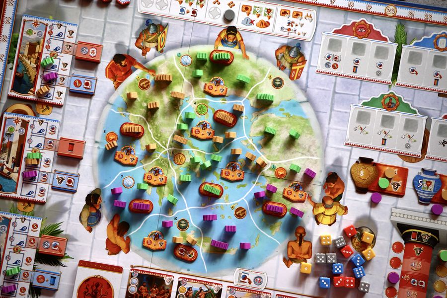 Minos game board depicting ancient Crete