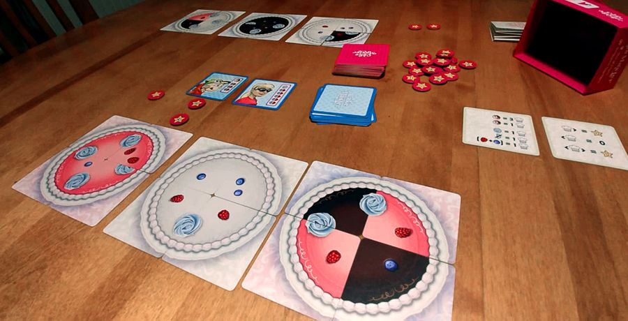 Detailed Mooncake Master pastry card arrangements