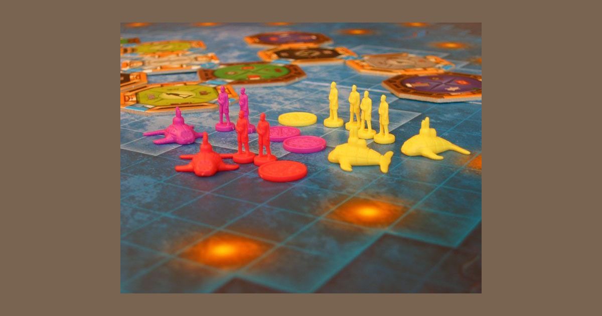 Nautilus station tiles and exploration components