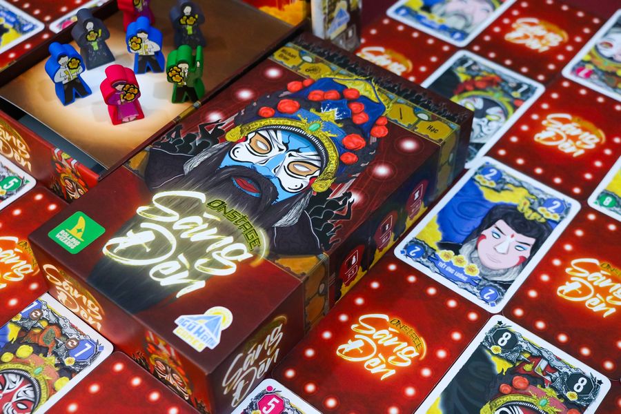 Onstage performer cards and game tokens