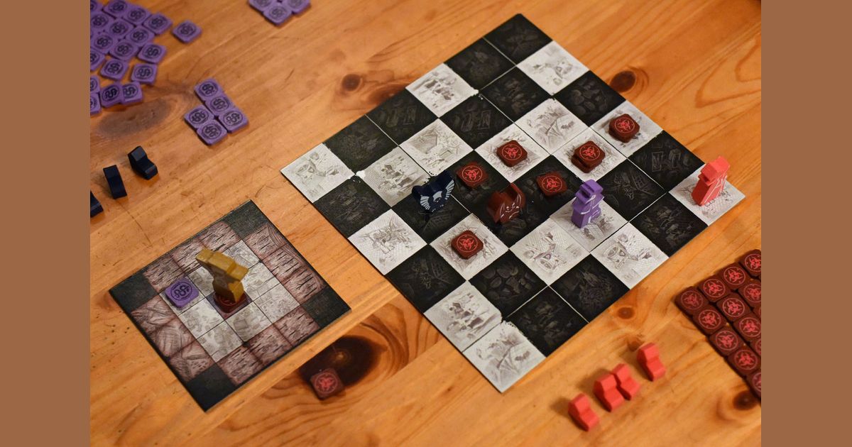 Pathogen influence tokens on the modular board