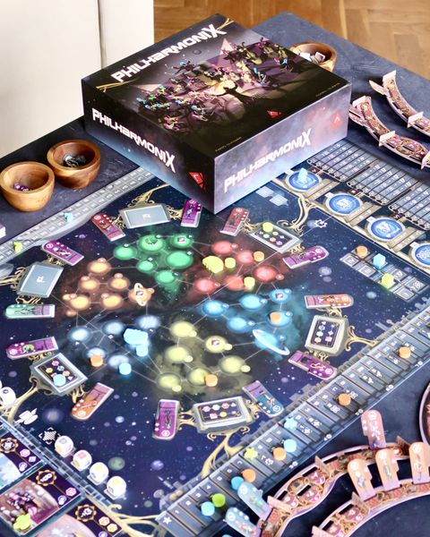 Philharmonix two-player table setup