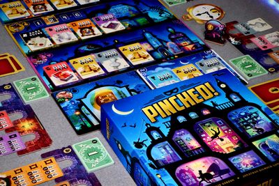 Pinched board game in progress