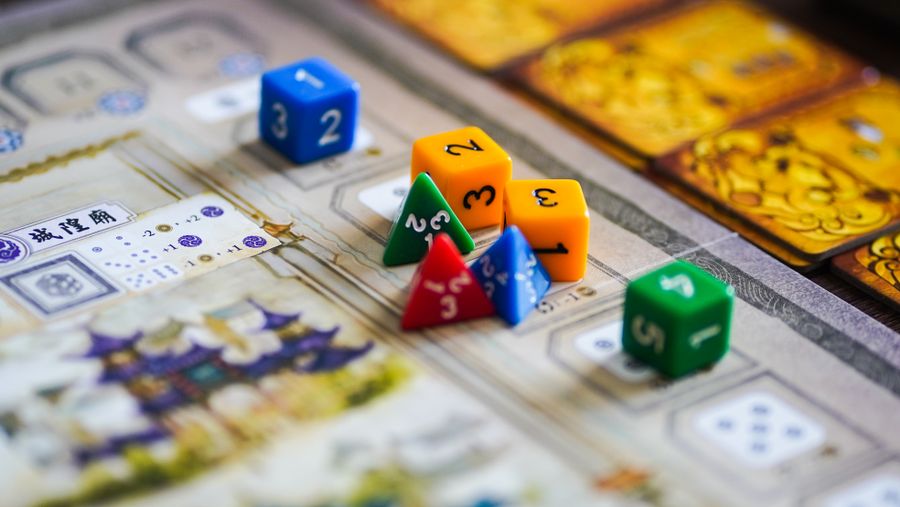Pingyao board game components