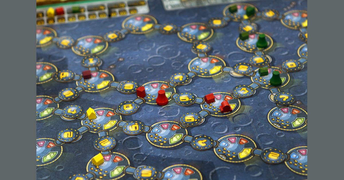 Power Grid Outpost game components