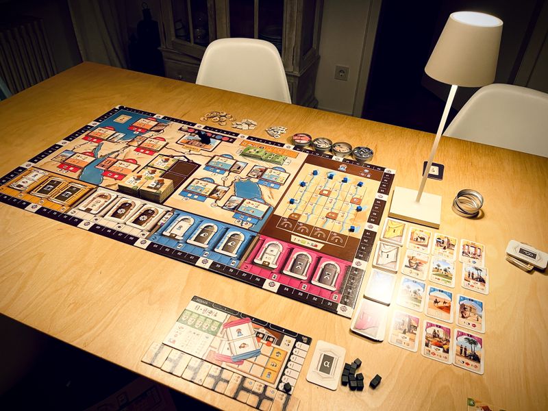 Resafa complete board game setup