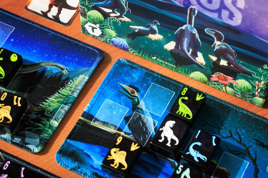 Sauros asymmetric dinosaur player mats