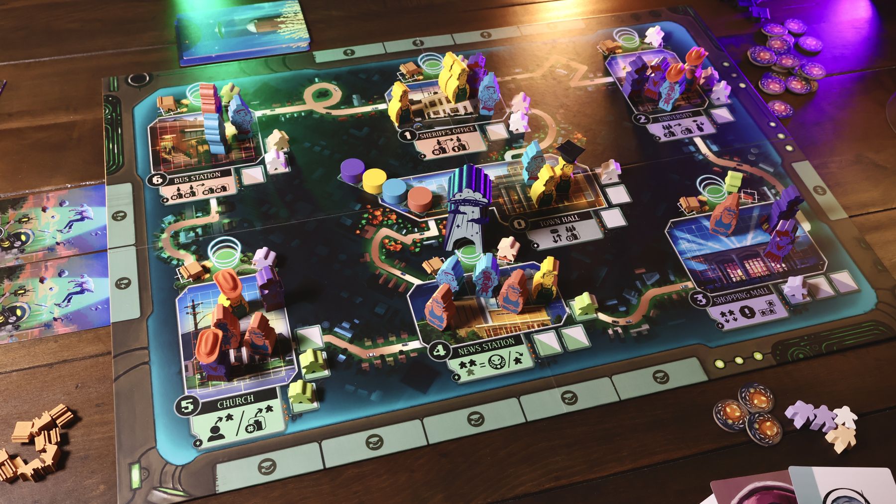 Full SILOS board game setup