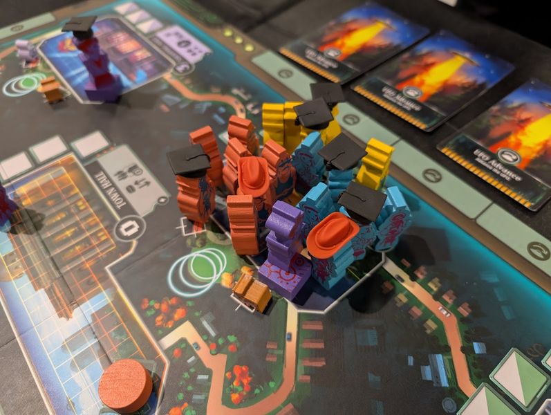 Alien figures contesting a SILOS location