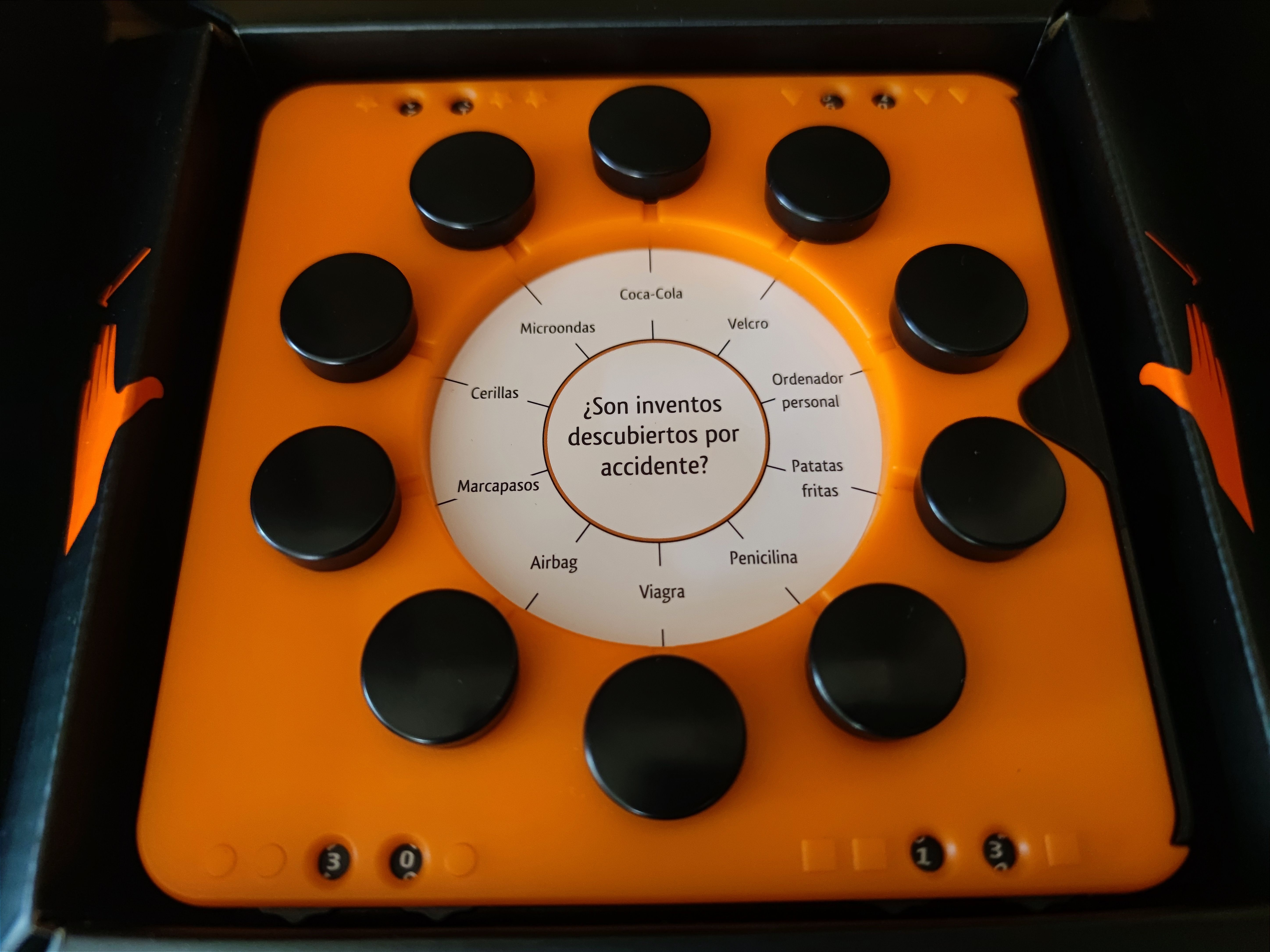 Smart10 Smartbox during a group trivia game