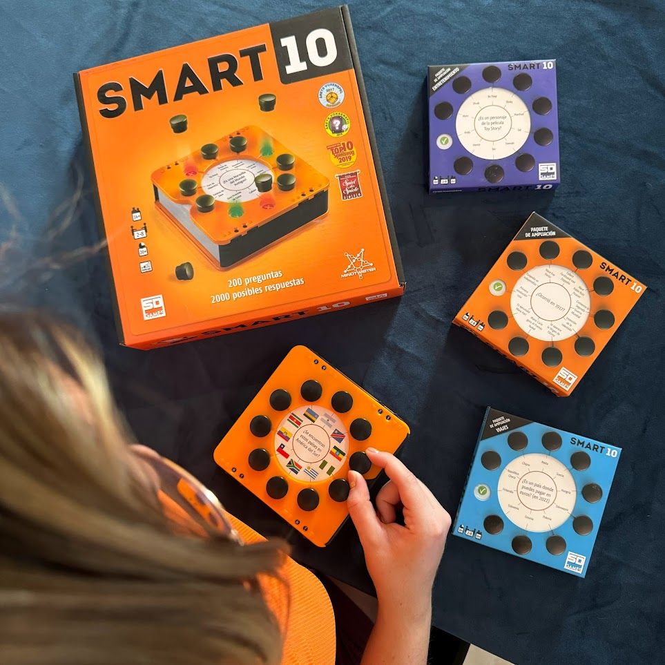 Smart10 game prepared on a tabletop
