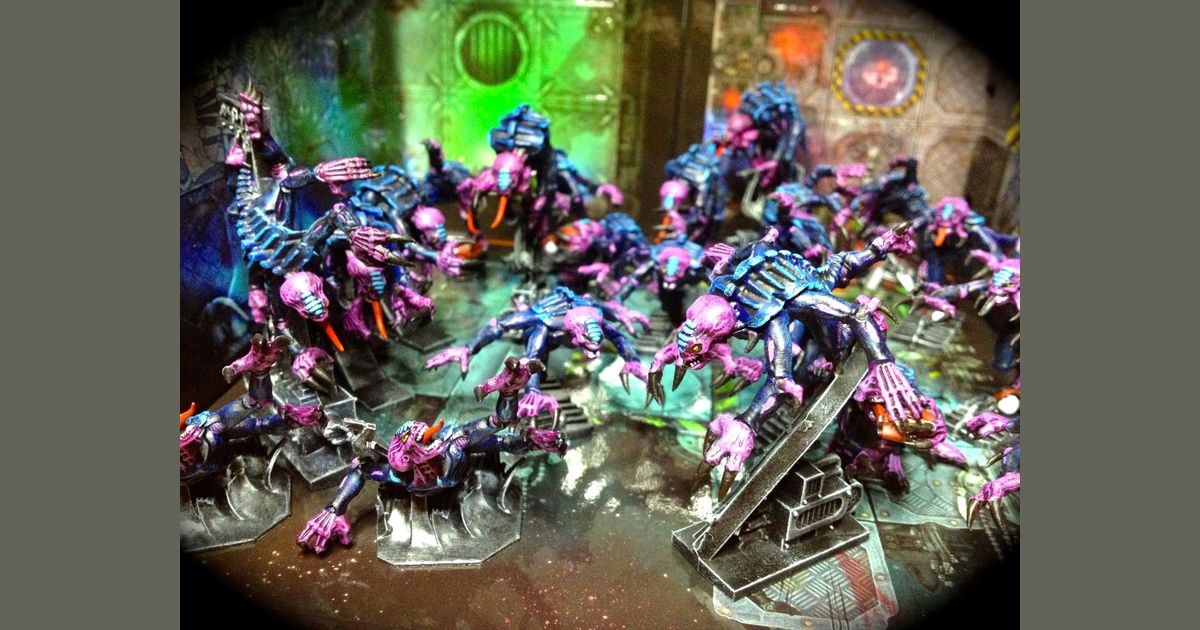 Painted Space Hulk Genestealer miniatures