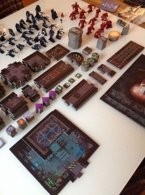 Space Hulk modular mission layout and miniatures