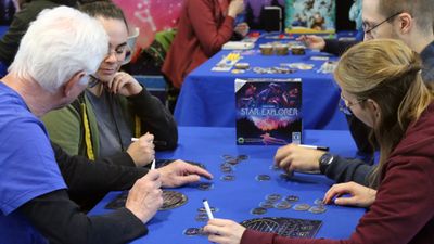 Star Explorer rotating star maps during gameplay