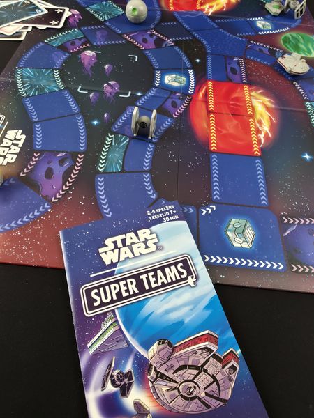 Star Wars Super Teams game in progress