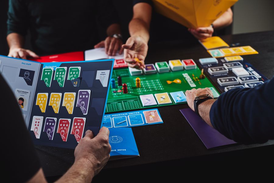 Superclub manager folder and game board
