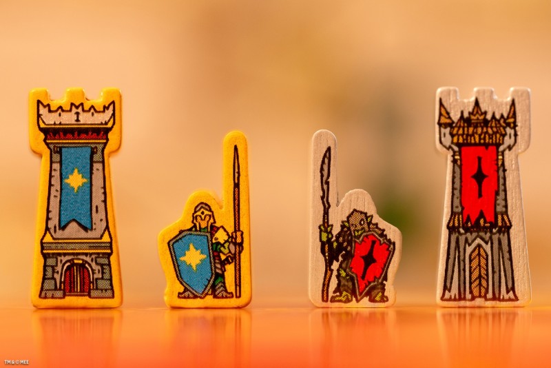 Fellowship and Sauron wooden units and fortress pawns