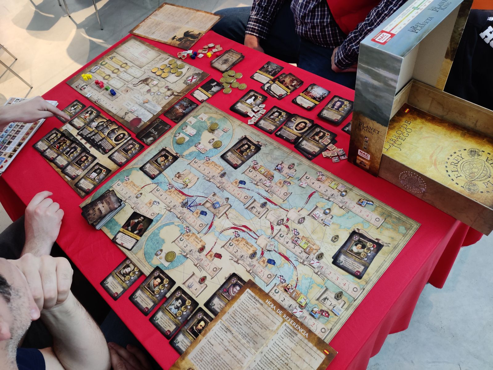 The Planet King being played at a convention