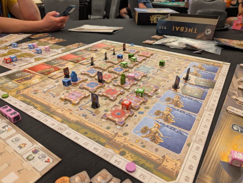 Thebai four player table setup