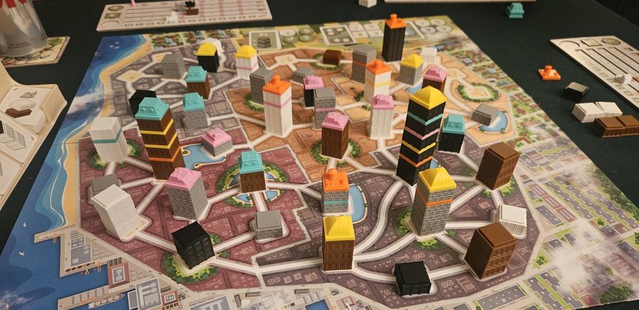 Colourful three-dimensional buildings in Tower Up