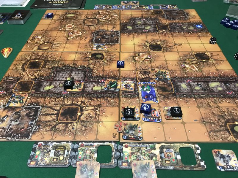 Heroes of Black Reach tactical battle in progress