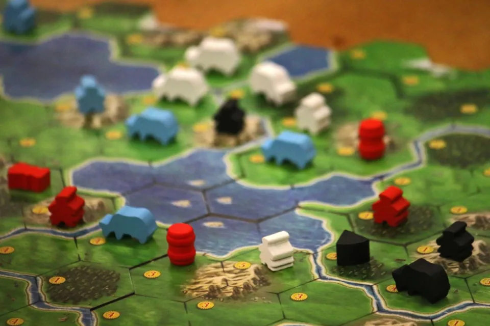 Clans of Caledonia gameplay close-up