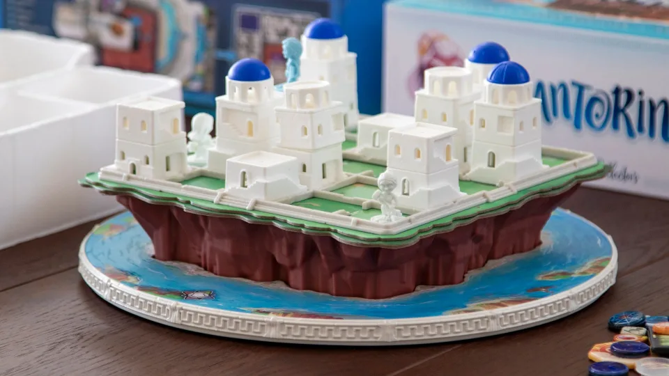 Santorini game table footprint