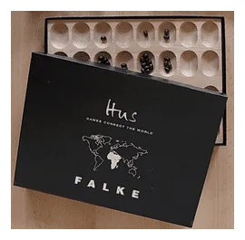 Hus box art